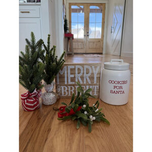 Target Christmas Tabletop Decor Lot Of 5 Trees Mistletoe Cookie Jar Sign